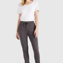 Bestpreis 🔔 Khujo DEBORAH - Jogginghose - Dark Grey, Damen 💯 -khujo Verkaufsladen 198d2280c9184767852cd1a51741290d