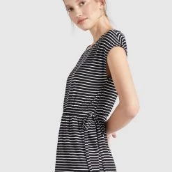 Billig 🎉 Khujo CRISTELLA - Maxikleid - Schwarz-weiß Gestreift, Damen ⌛ 15 Billig 🎉 Khujo CRISTELLA - Maxikleid - Schwarz-weiß Gestreift, Damen ⌛ -khujo Verkaufsladen 253c85494bf6417681d2faa808306d9c