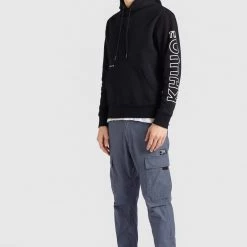 Rabatt ✔️ Khujo RODNEY - LOGO - Kapuzenpullover - Black, Herren 🔥 -khujo Verkaufsladen 76f056378dee4a10a86eaec465b021fc