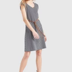 Bestes Angebot 👍 Khujo LEIFA - Freizeitkleid - Dunkelblau-weiß Gestreift, Damen 👍 -khujo Verkaufsladen 8d57322fc91245dca265a36fc523bc65