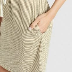 Neu 😍 Khujo ANNEMARIE - Jerseykleid - Weiß-ocker Gestreift, Damen 🔥 16 Neu 😍 Khujo ANNEMARIE - Jerseykleid - Weiß-ocker Gestreift, Damen 🔥 -khujo Verkaufsladen ad797726918a48feaa4a941a9a566da6