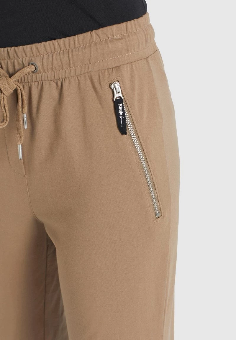 Großhandel ✔️ Khujo LYNDSY - Jogginghose - Khaki, Damen 😍 9 Großhandel ✔️ Khujo LYNDSY - Jogginghose - Khaki, Damen 😍 – Bild 9