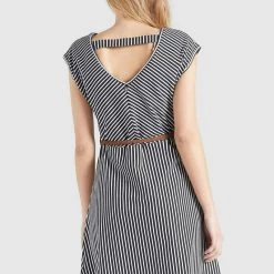 Bestes Angebot 👍 Khujo LEIFA - Freizeitkleid - Dunkelblau-weiß Gestreift, Damen 👍 -khujo Verkaufsladen ee6166a468f24730a625576628f60b13