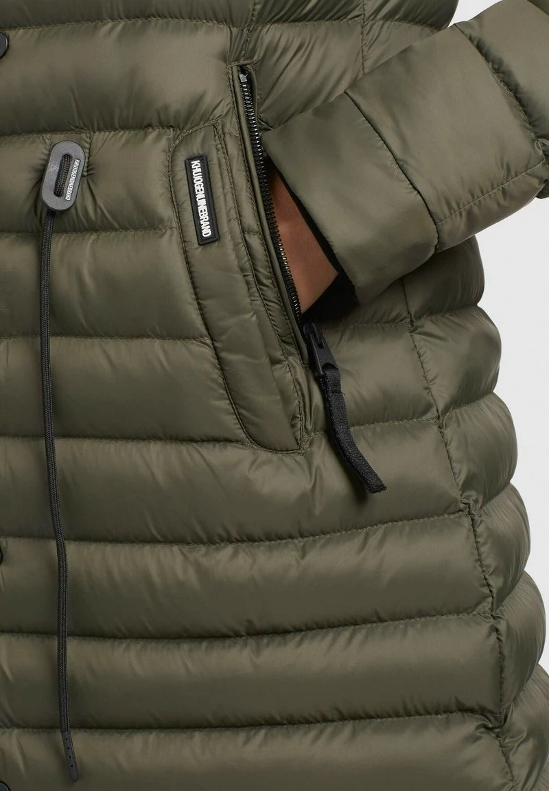 Budget ❤️ Khujo NIANA2 SHINE - Wintermantel - Dunkeloliv, Damen ⌛ 8 Budget ❤️ Khujo NIANA2 SHINE - Wintermantel - Dunkeloliv, Damen ⌛ – Bild 8